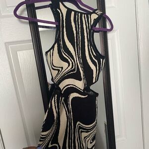 Abstract o-ring sweater dress